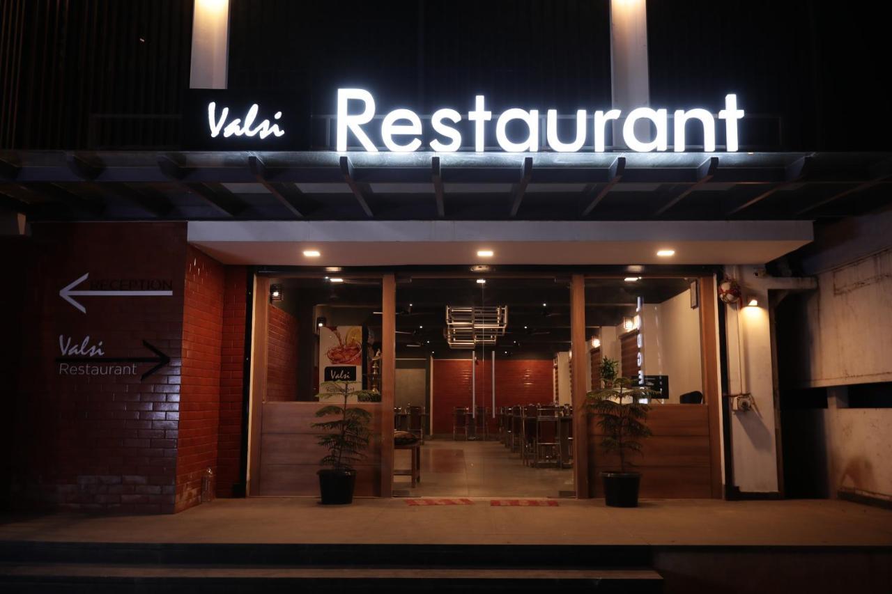 Hotel Nachas Coimbatore Buitenkant foto